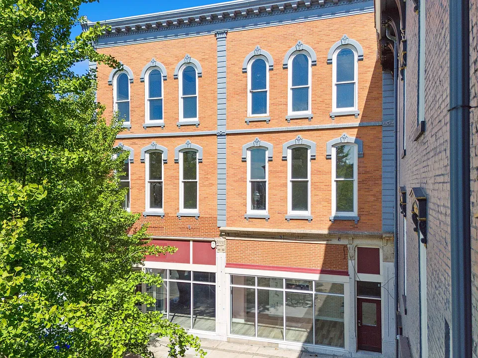 121 Public Sq #6