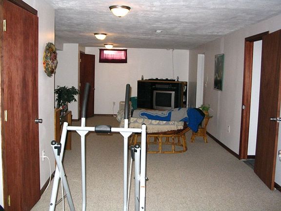 finished lower level