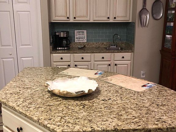 4th image of 2230 Beach Dr APT 908