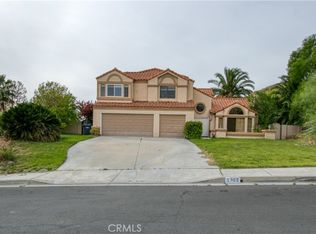 1703 Ridge Vw, Colton, CA 92324