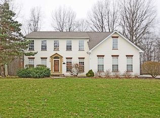 3300 Persimmon Ln, Avon, OH 44011