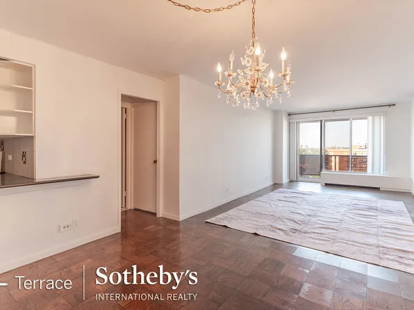 110-11 Queens Boulevard image 1 of 17