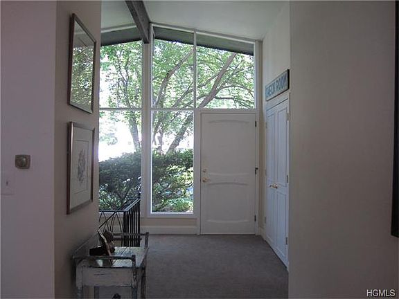 3rd image of 19 Gerardine Pl