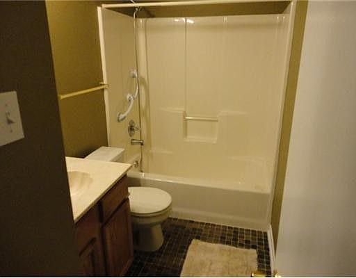 5th image of 4135 Lac Saint Pierre Dr