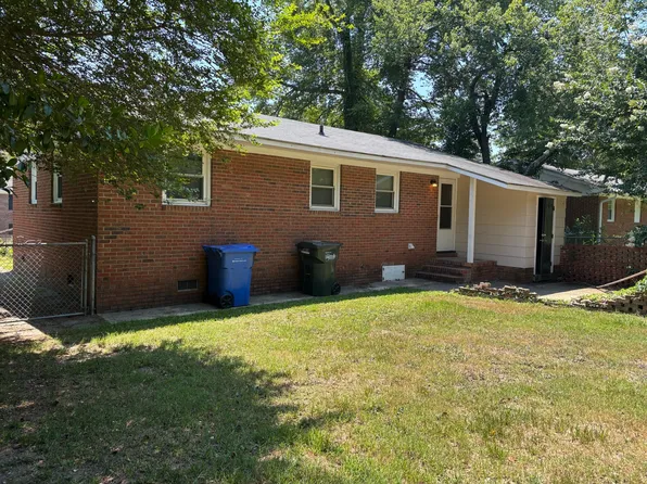 1070 Rulnick St, Fayetteville, NC 28304