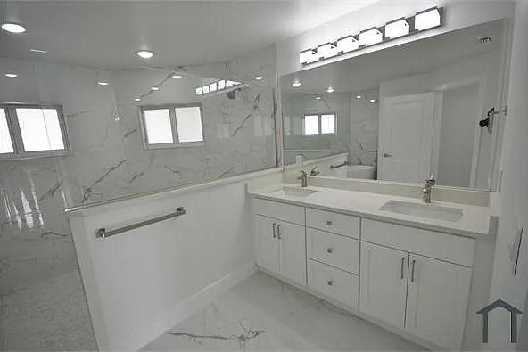 1132 Edelweiss St E — Photo 23
