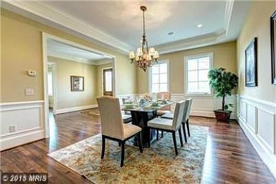 5th image of 5 Mark Meadow Ct
