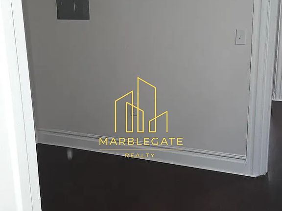 4th image of 249 Amherst St #11R