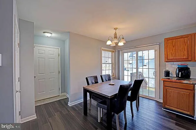 110 Fox Dale Rd — Photo 20
