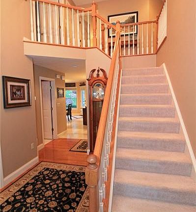 2nd image of 2027 Timbercrest Dr