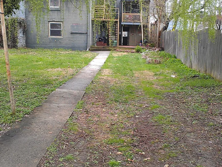 49 N East St #1 — Photo 10