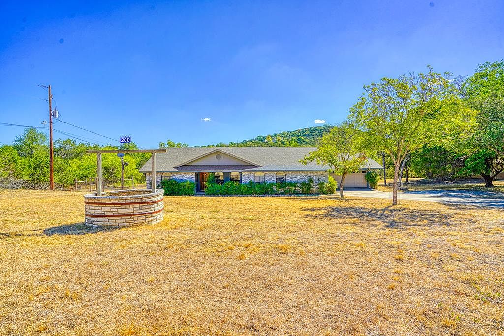 200 S Lakeway Dr, Kerrville, TX 78028 MLS 109929 Zillow