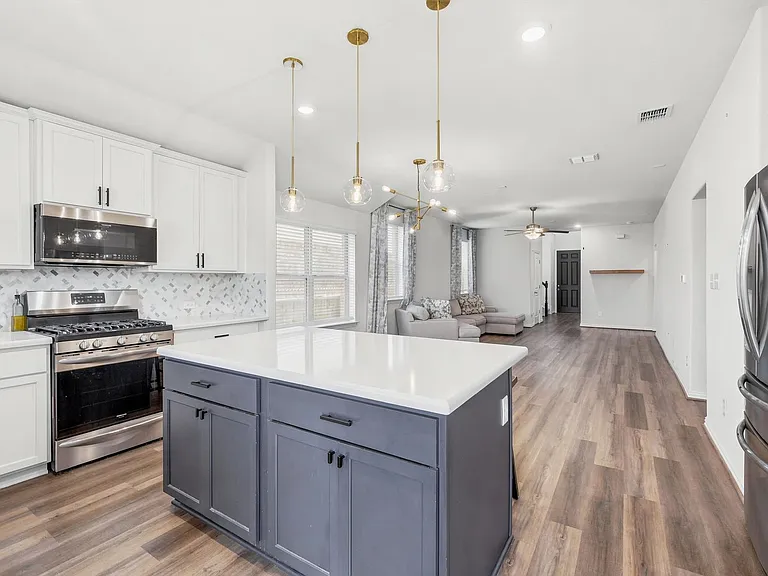 2046 Flametree Ave — Photo 14