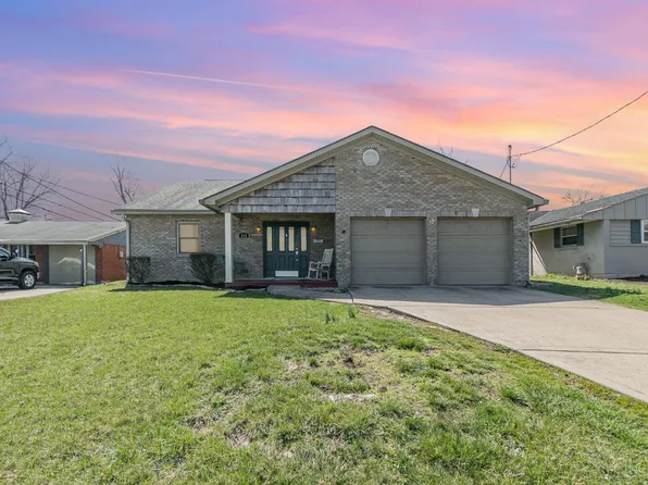 881 E Crescentville Rd, Cincinnati, OH 45246