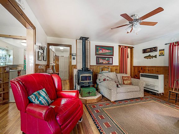 4th image of 38284 Mineral Ave