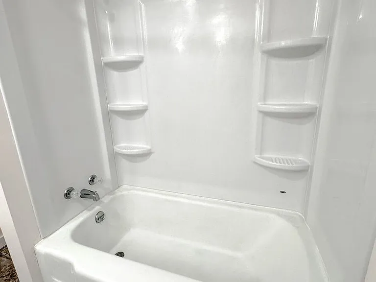 726 S Fuller Ave — Photo 13