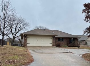 1218 N 24th St, Van Buren, AR 72956