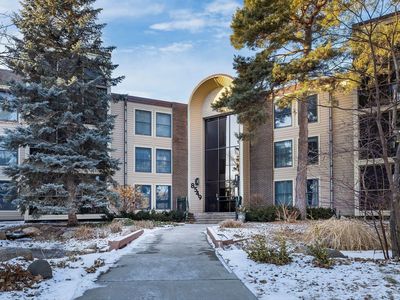 8549 Irwin Rd APT 328, Bloomington, MN, 55437