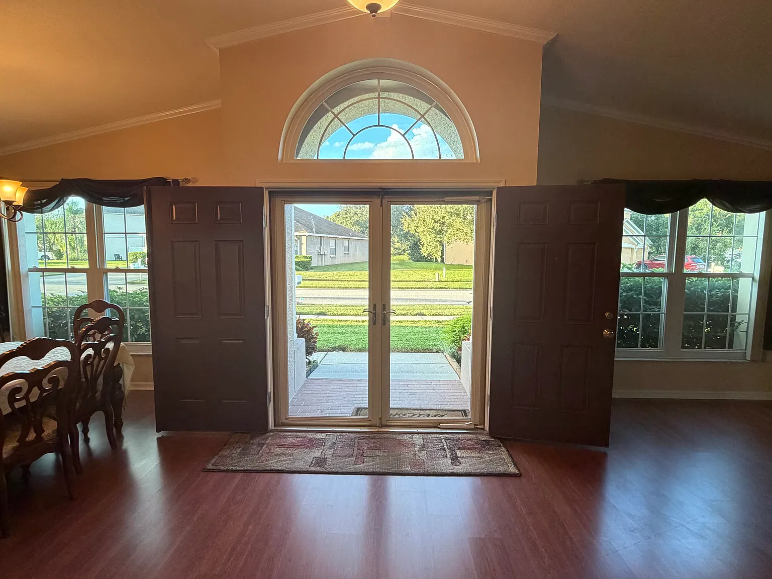 4 bed, 2579 sqft, $2,795 — Photo 4