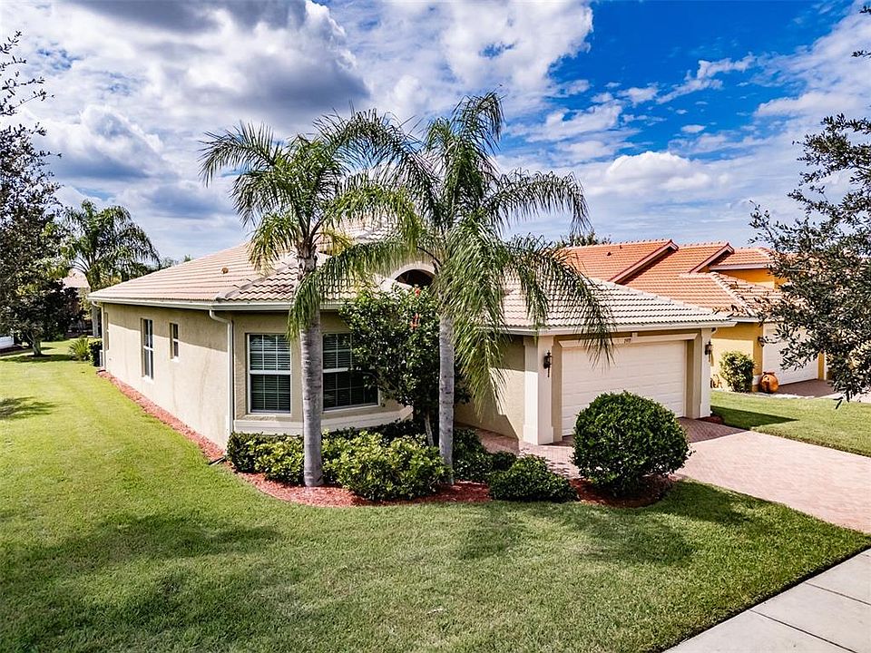 1st image of 15935 Golden Lakes Dr