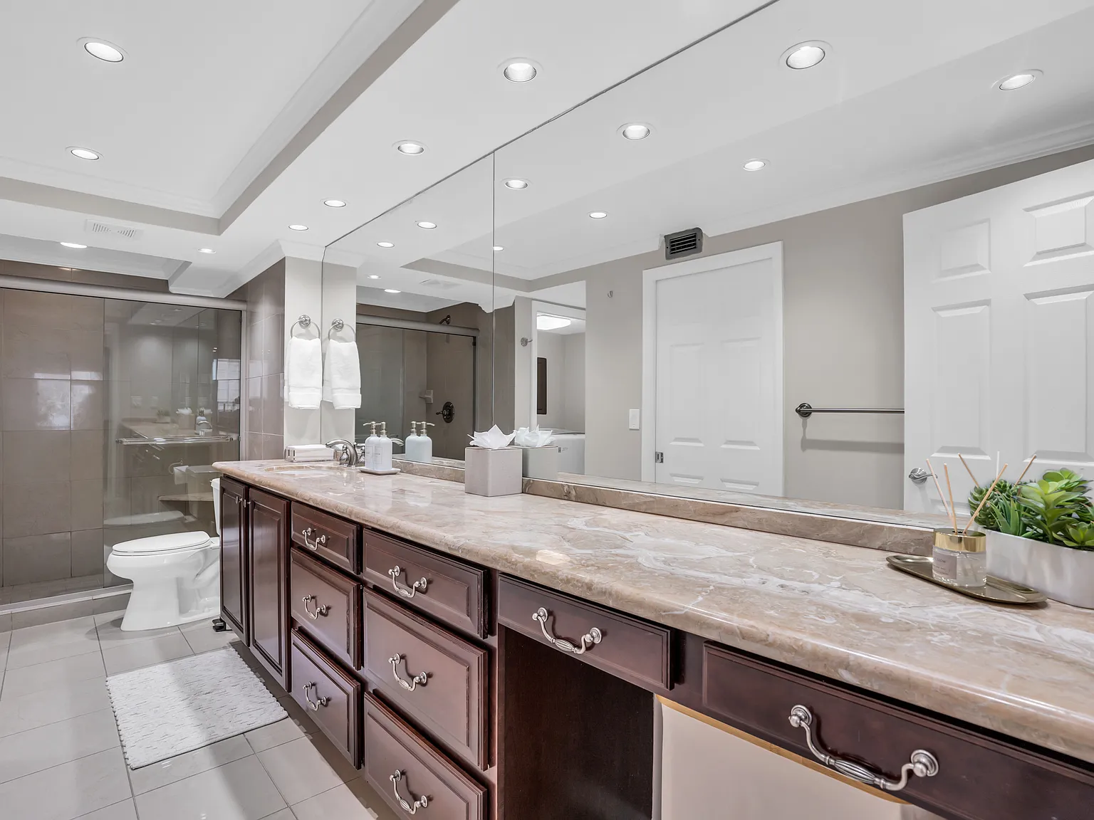 11030 Gulf Shore Dr — Photo 2