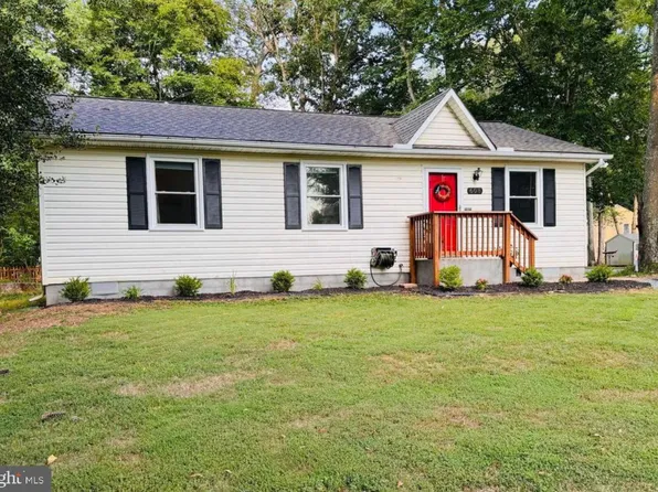 608 Tacketts Mill Rd, Stafford, VA 22556