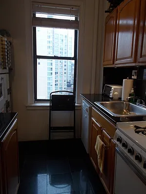 Rented by Pink Stone Realty LLC | media 20