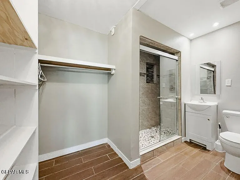 7107 Parkland Dr #1 — Photo 25
