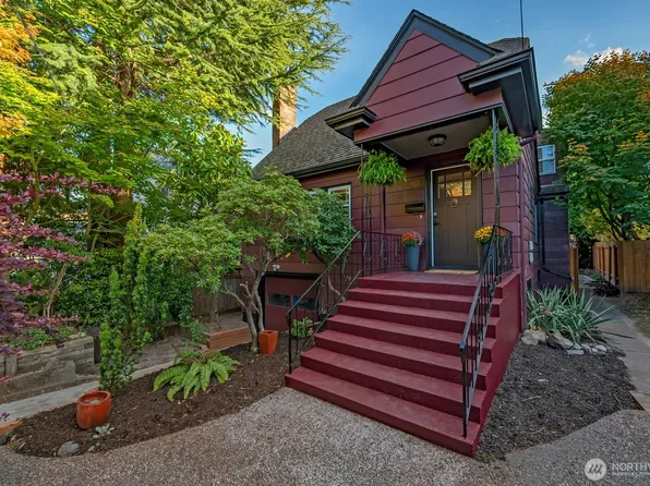933 N 84TH Street, Seattle, WA 98103