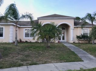 2281 Tournament Ct, Kissimmee, FL 34746