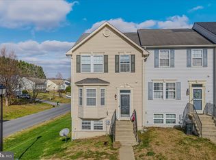 11 Quince Tree Dr, Martinsburg, WV 25403