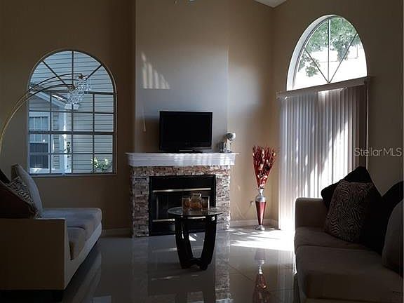 3rd image of 1742 Torrington Cir