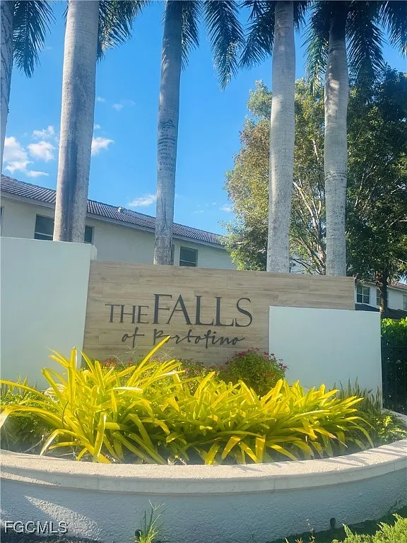 3 bed, 2.5 bath, 1679 sqft, $3,079 — Photo 1