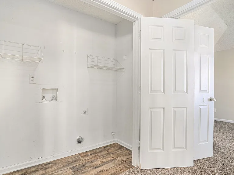 4357 Ward Bluff Ct — Photo 13