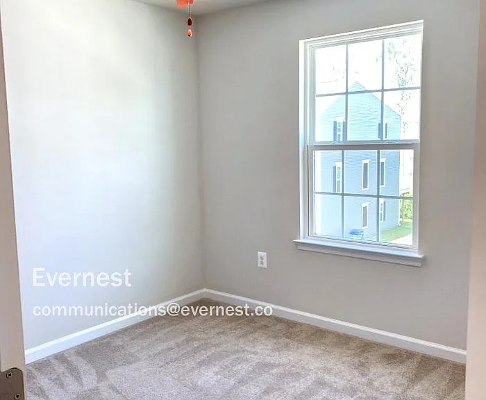 8433 Devries Ln — Photo 13