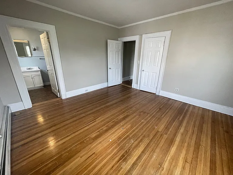 30 George St #2 — Photo 10