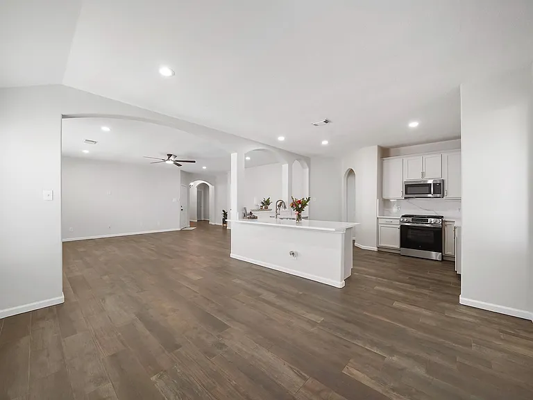 3301 Clover Hill Ln — Photo 18