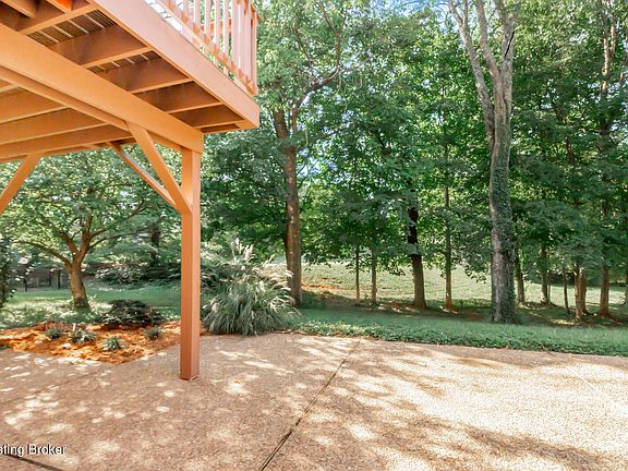 4th image of 3102 Springstead Cir