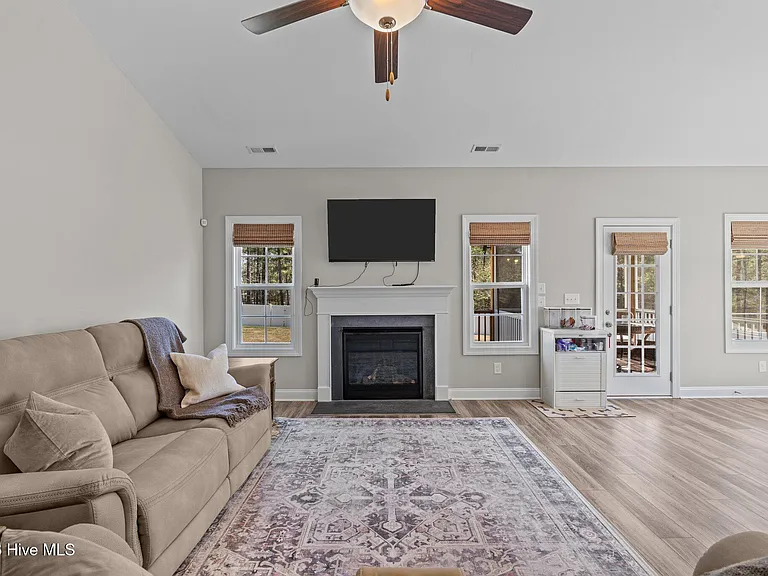 109 Country Ridge Ln — Photo 34