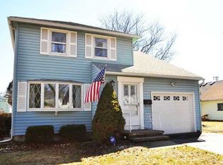 21 Belmeade Rd, Rochester, NY 14617