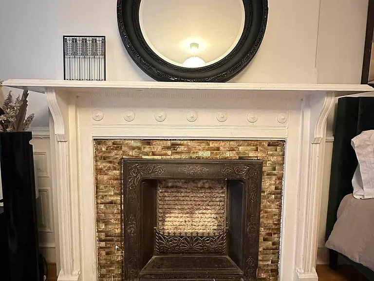 661 Jefferson Ave #1 — Photo 4