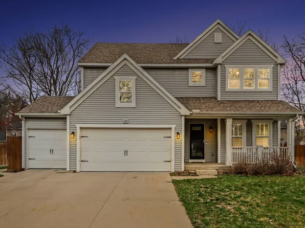 527 Cliffwood Ave, Portage, MI 49002