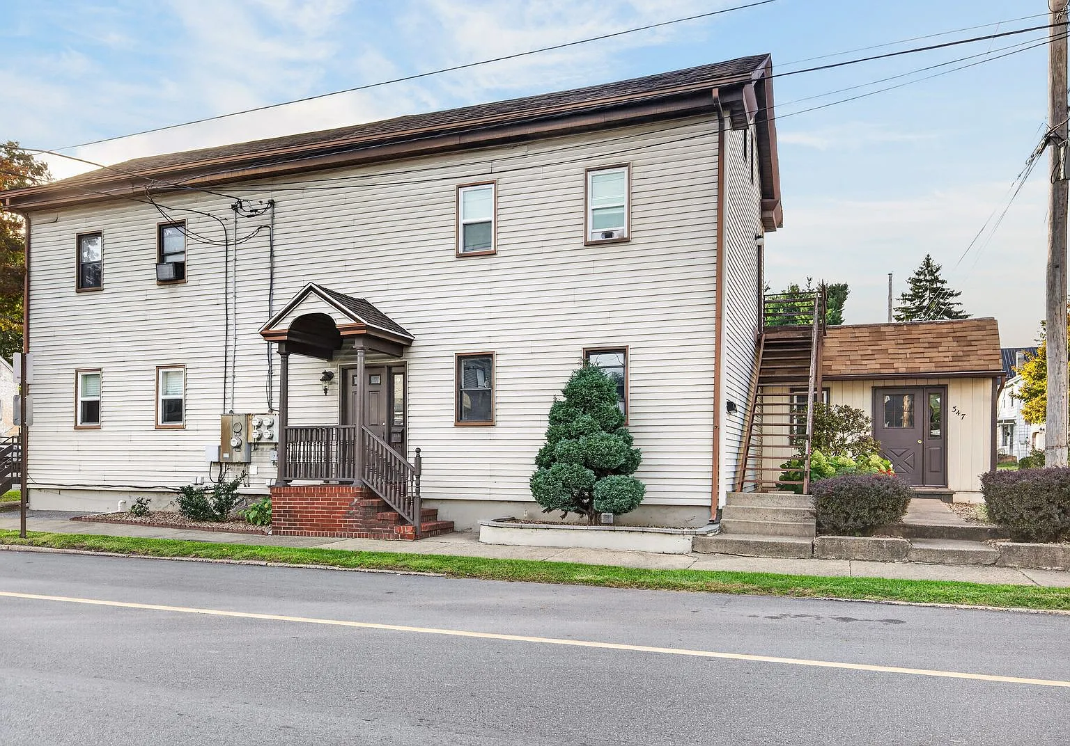 1 bed, 1125 sqft, $1,600 — Photo 1