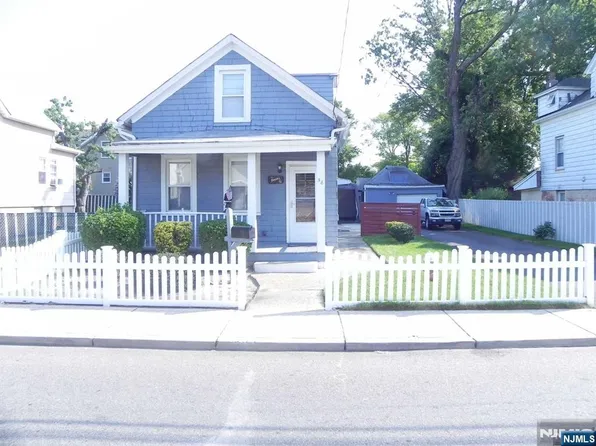 58 Marshall Ave, Little Ferry, NJ 07643