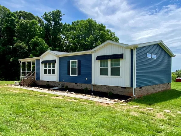 4211 Banister Rd, Chatham, VA 24531