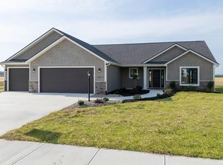 22174 Travertine Run, Woodburn, IN 46797