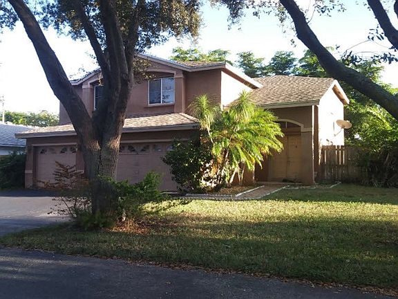 2nd image of 4756 NW 14th St