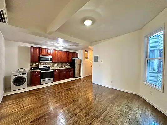 Rented by EXR | media 1