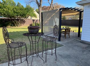 3955 Durango Dr, Dallas, TX 75220