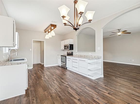4th image of 11664 Cottontail Dr